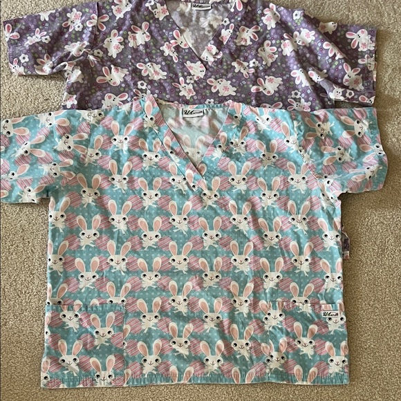 Women’s UA Scrubs - Bunny Prints - Used- XL - Picture 1 of 4
